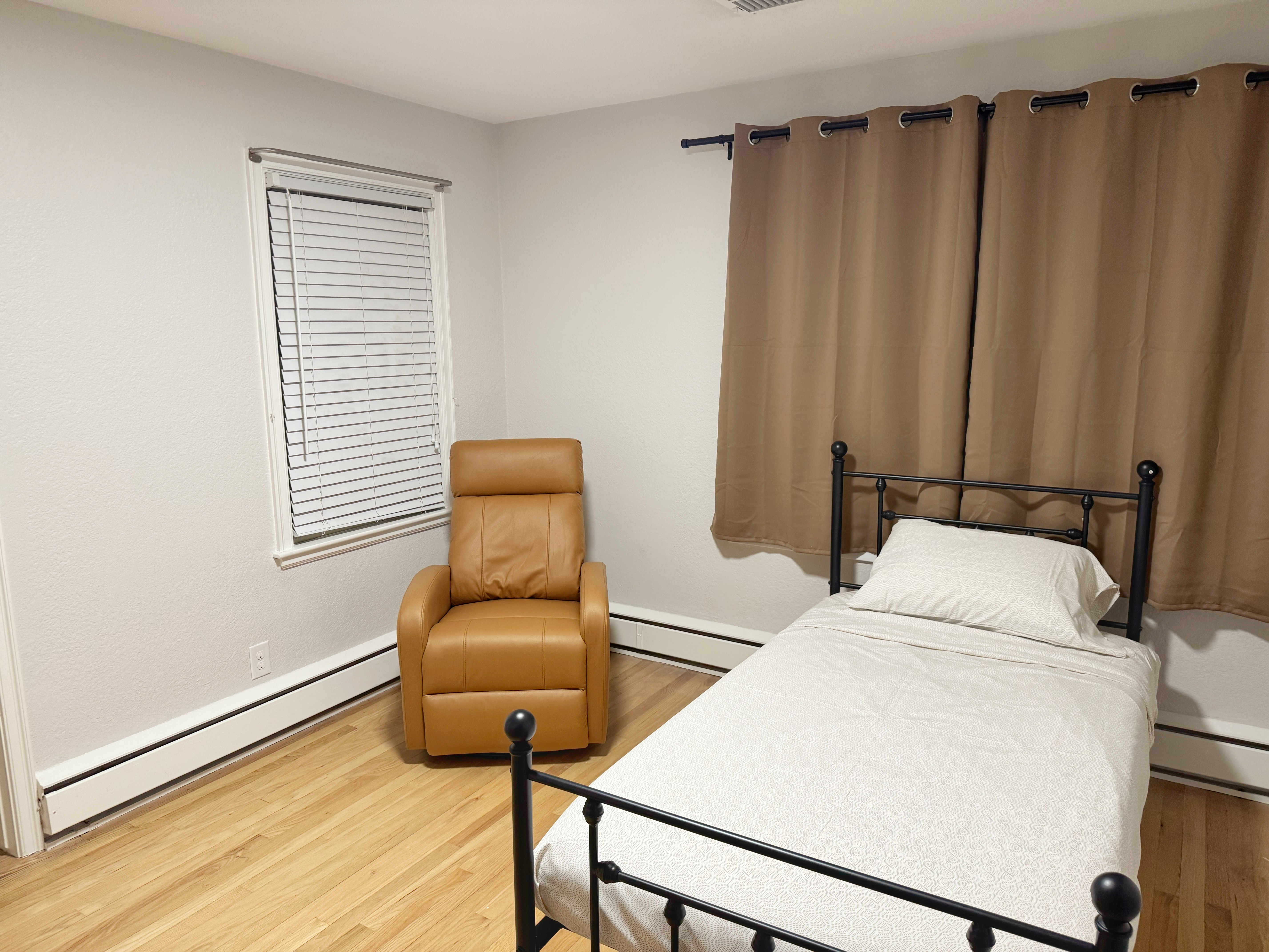 Private bedroom